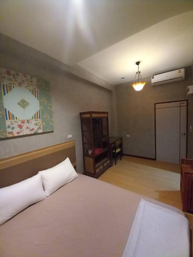 Buri Hostel Bangkok Eksteriør bilde