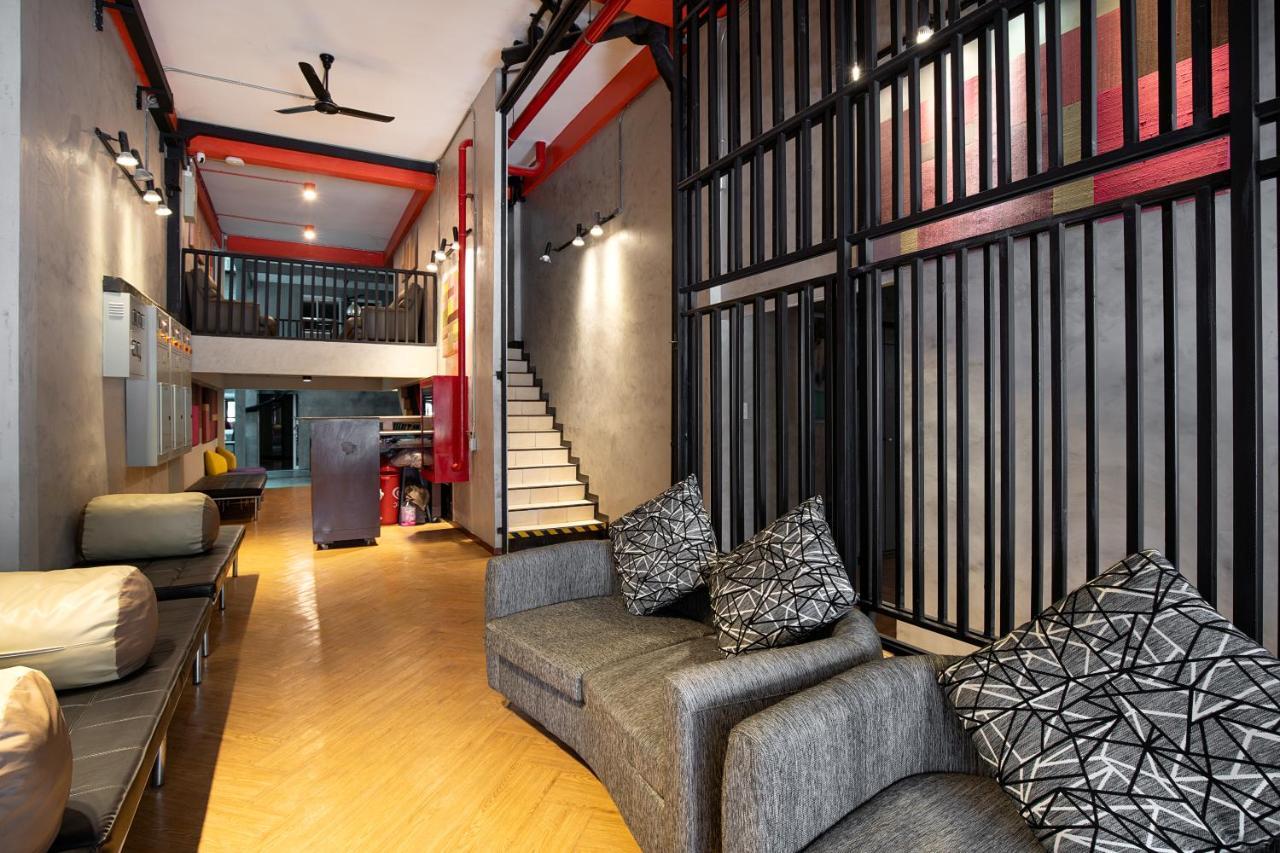 Buri Hostel Bangkok Eksteriør bilde