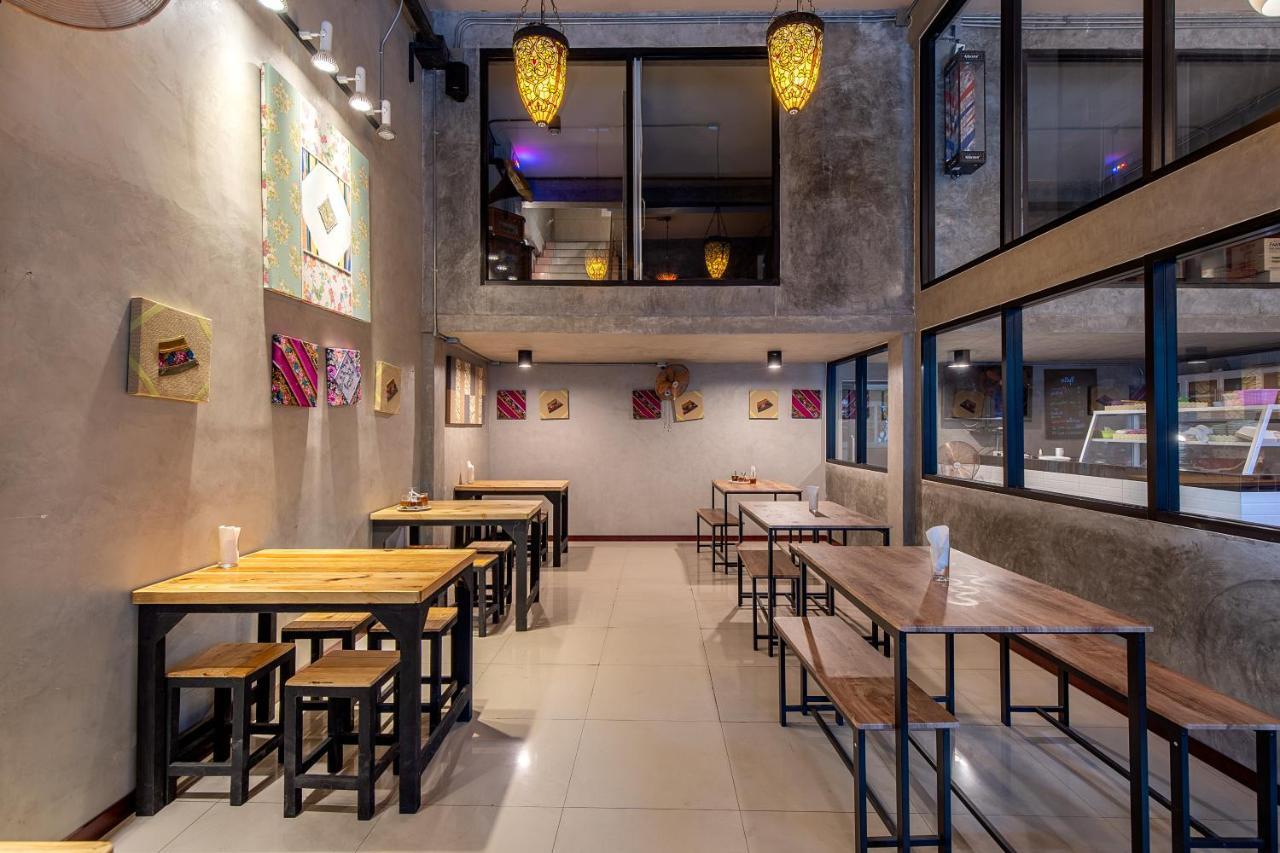 Buri Hostel Bangkok Eksteriør bilde
