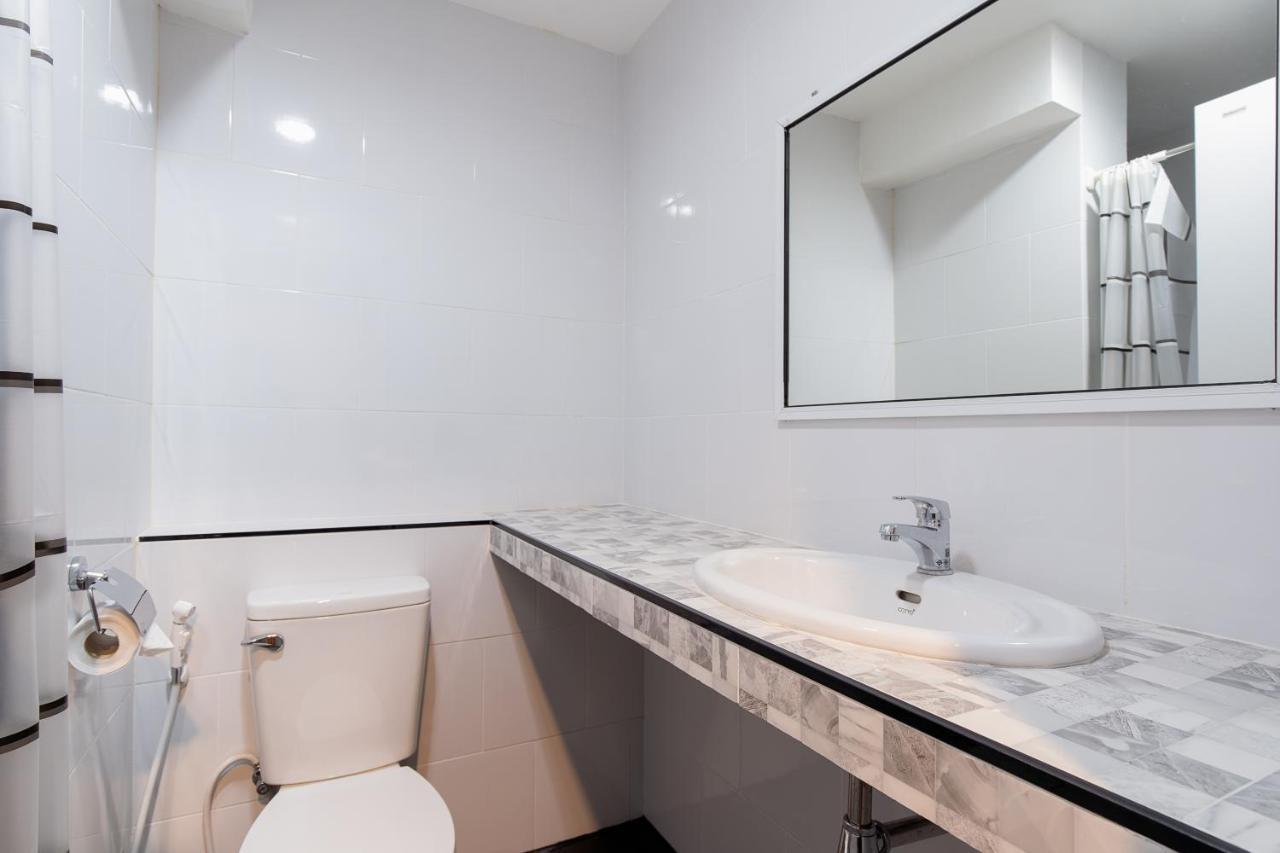 Buri Hostel Bangkok Eksteriør bilde