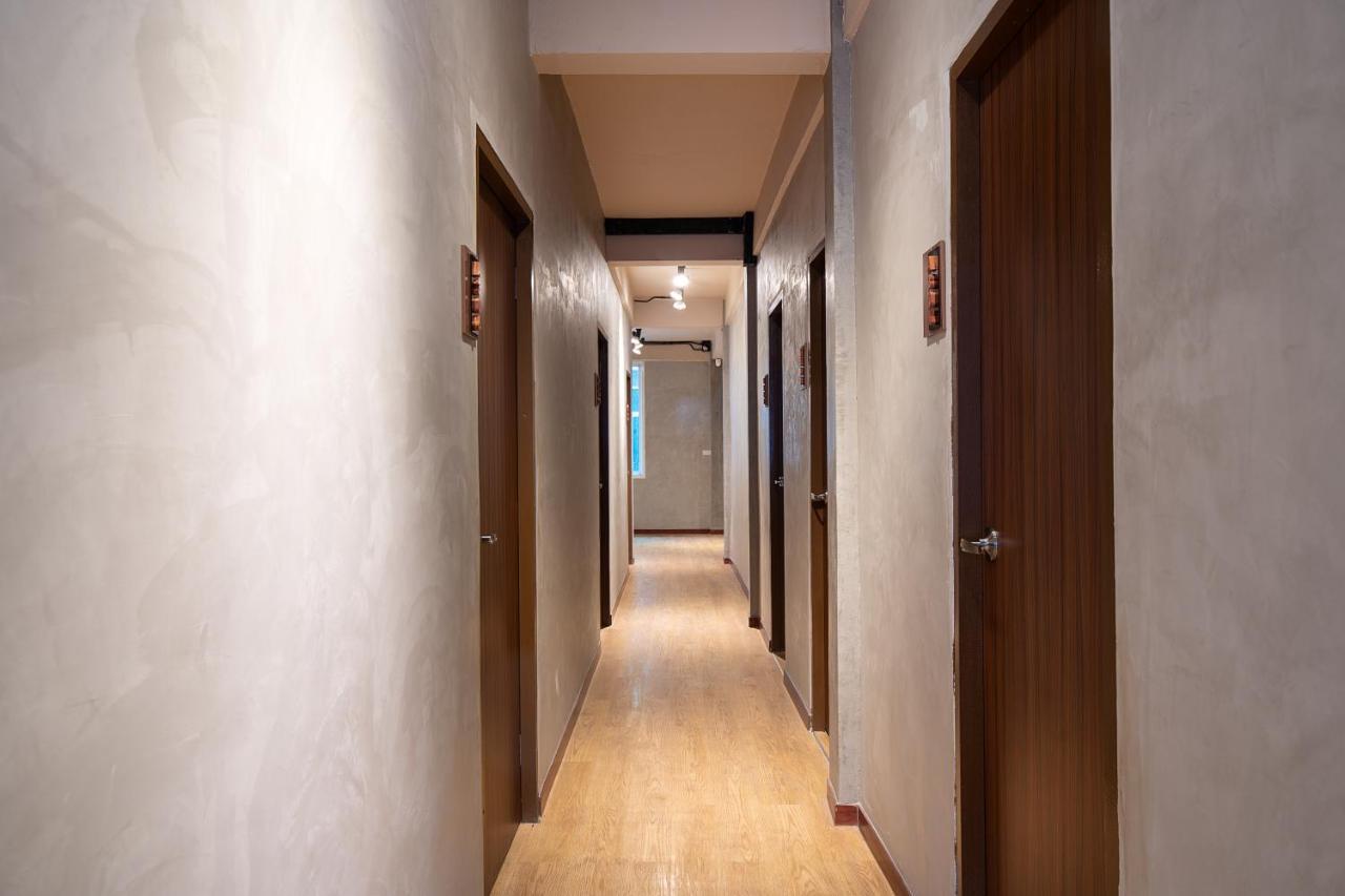 Buri Hostel Bangkok Eksteriør bilde